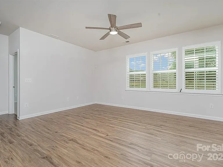 15115 Moulin Court Dr — Photo 17