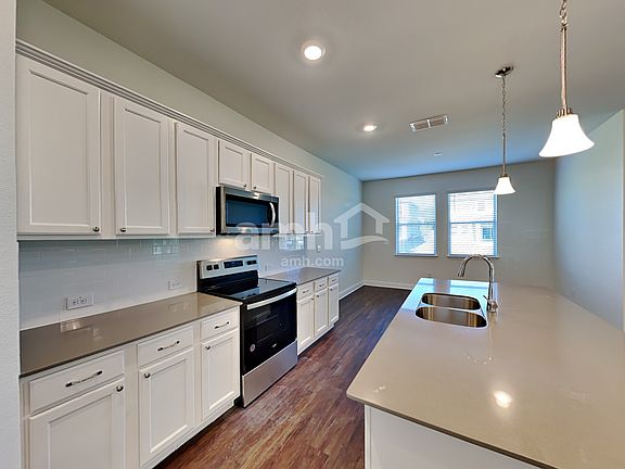 3rd image of 22392 Bellini Cir