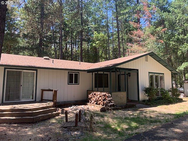 275 Griffin Rd Grants Pass Or 97527 Zillow