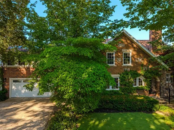 1 Barber Ave, Guelph, ON N1H 5E6
