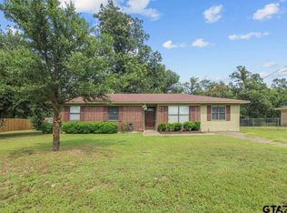 3160 Roosevelt Dr, Tyler, TX 75705
