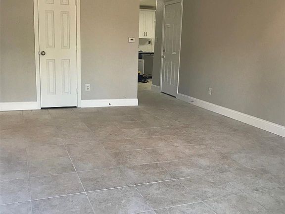 3rd image of 1134 Bacliff Dr