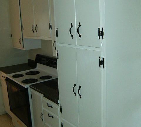 2nd image of 1513 Crest Ave