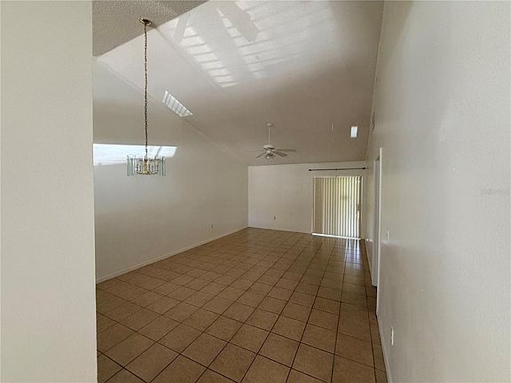 5th image of 2411 Kam Ct