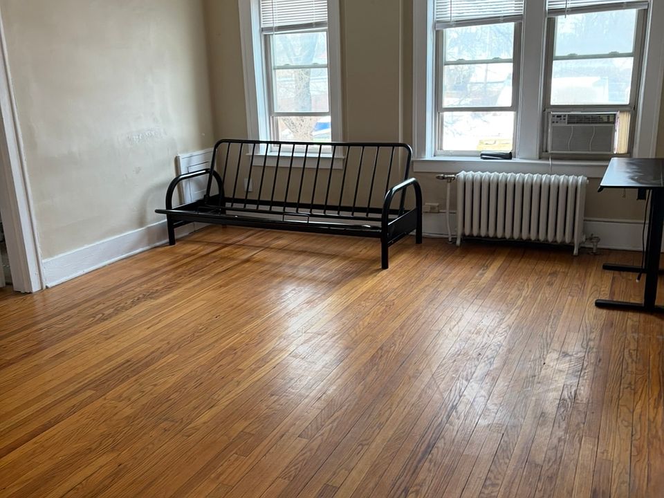 103 N Center St, photo 4