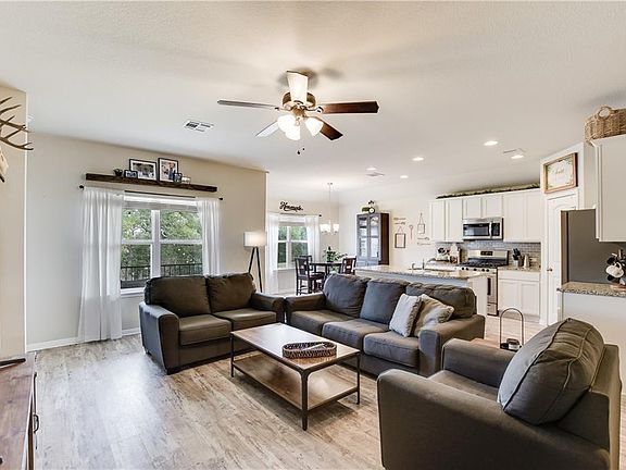 3rd image of 408 Red Matador Ln