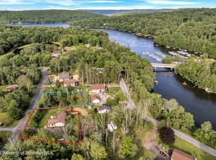 Quaking Aspen Ln, Lake Ariel, PA 18436