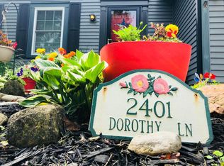 2401 Dorothy Ln, Grove City, OH 43123