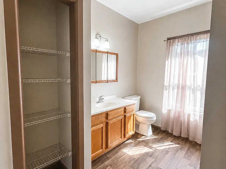 2 Park St #2R — Photo 5