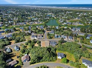 175 Wishkah St SW, Ocean Shores, WA 98569