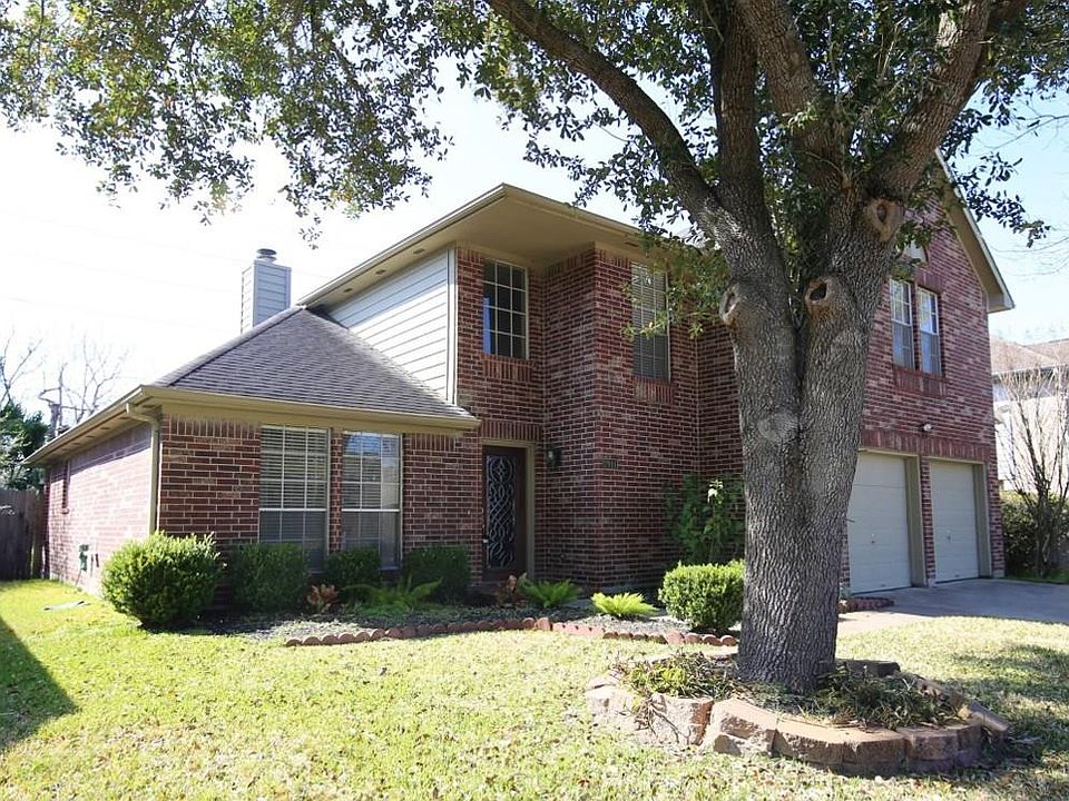 1st image of 7914 Londres Dr