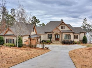 401 Baywood Ct, Seneca, SC 29672