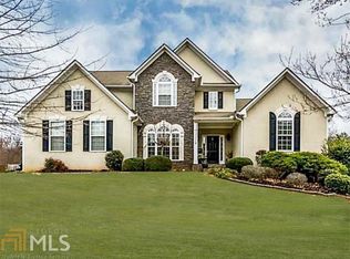 1027 Forest Creek Dr, Canton, GA