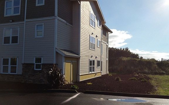 5th image of 1600 Ocean Ave #912
