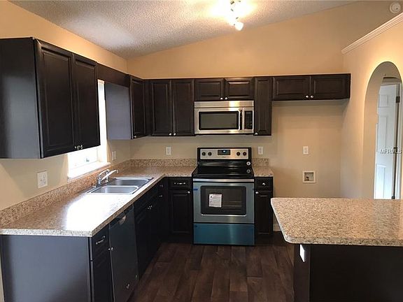 4th image of 3016 Courtland Blvd