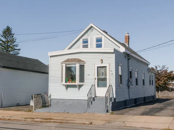 92 Tremont St, Peabody, MA 01960
