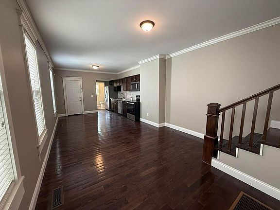 4th image of 1724-1726 S 4th St