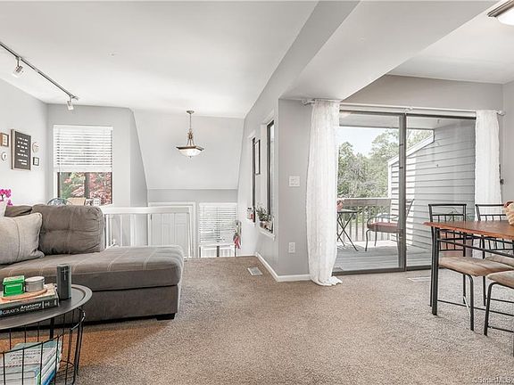 4th image of 451 Thoreau St #451