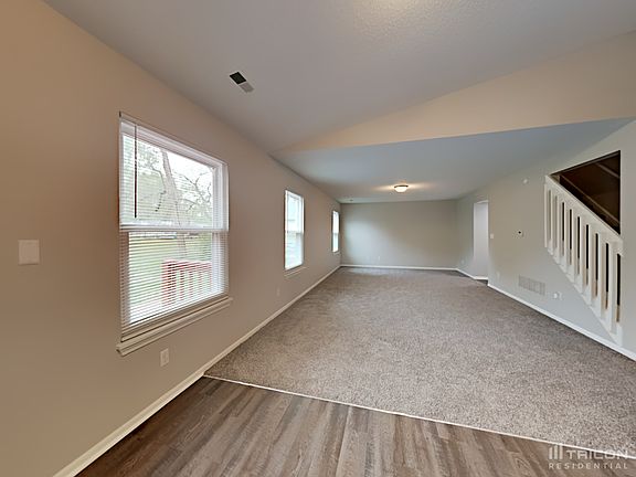 4th image of 6645 Hazelhatch Dr
