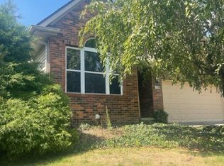 1210 S Hearthstone Ct, Bloomington, IN 47401
