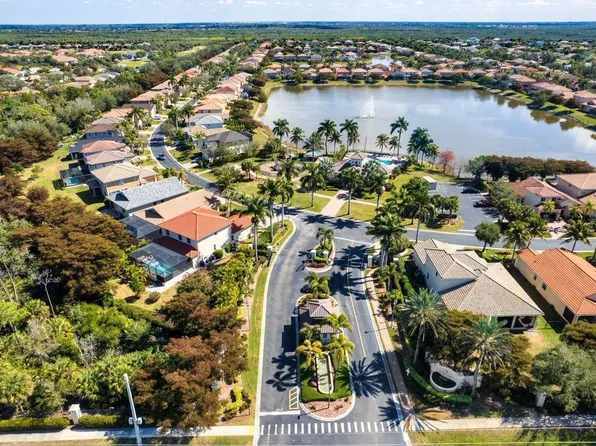 8306 Sumner Ave, Fort Myers, FL 33908