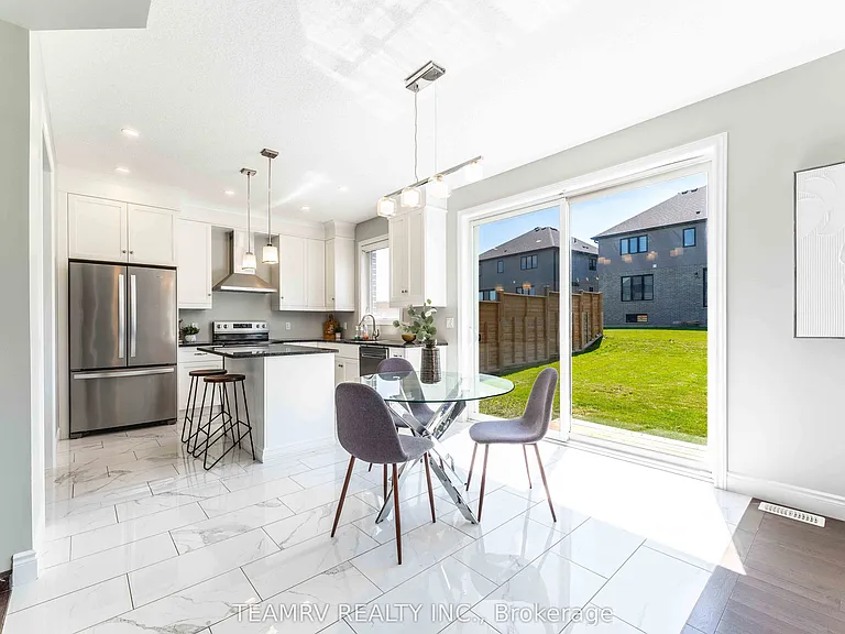 382 Masters Dr — Photo 13