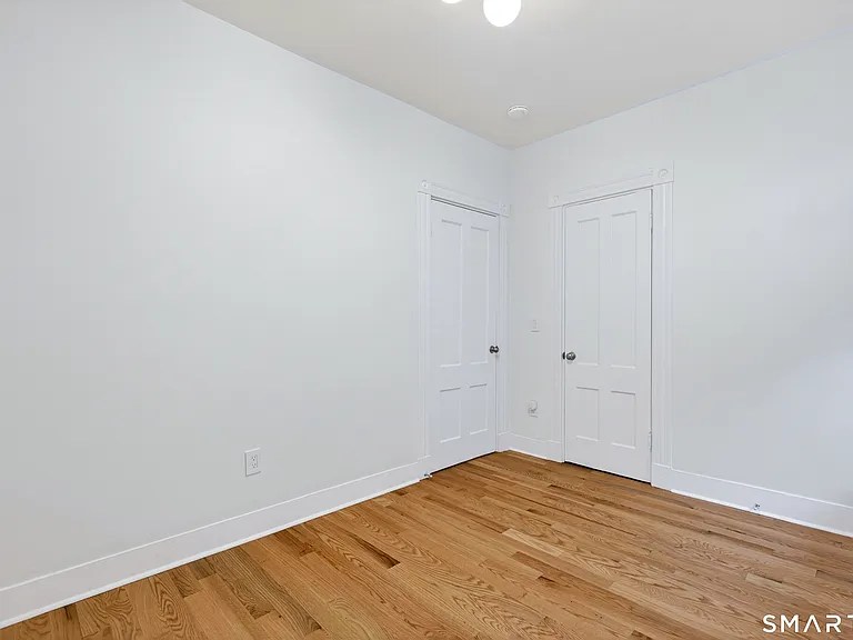 52 Edwards St #1 — Photo 12