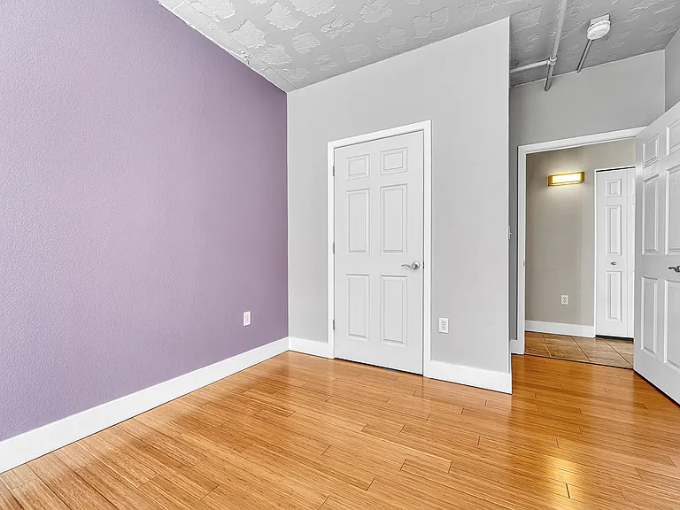 444 17th St #305 — Photo 14