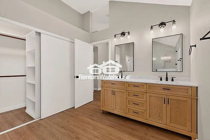 8008 Cornell Dr — Photo 25