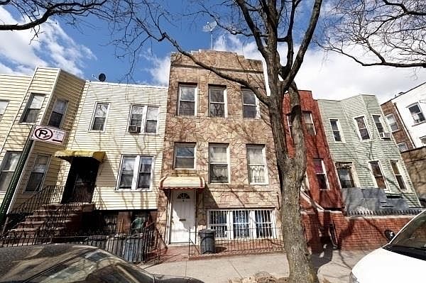 1st image of 9 Jardine Pl