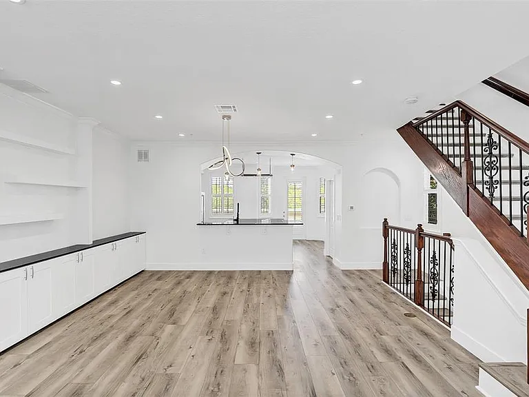1579 Chatfield Pl — Photo 9