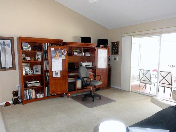 4th image of 278 Broadmoor Ln