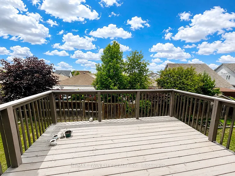 514 Bridgemill Cres — Photo 29