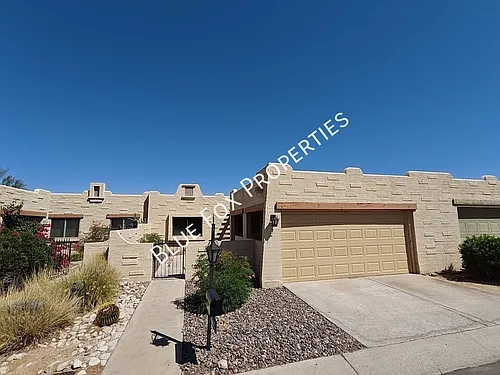 8305 N Midnight Way Photo 1