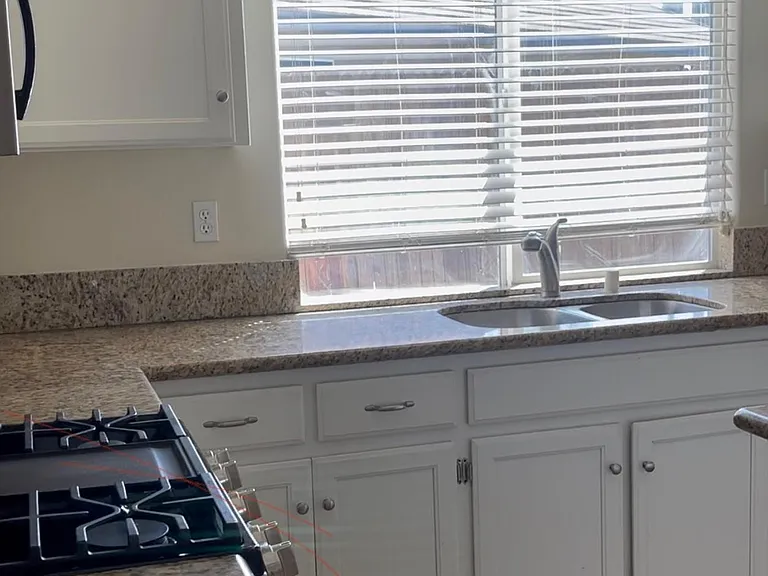10511 Pinebrook Falls Dr — Photo 7