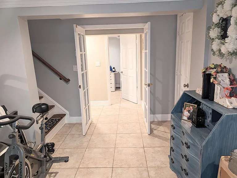 530 Shirley Ave — Photo 10