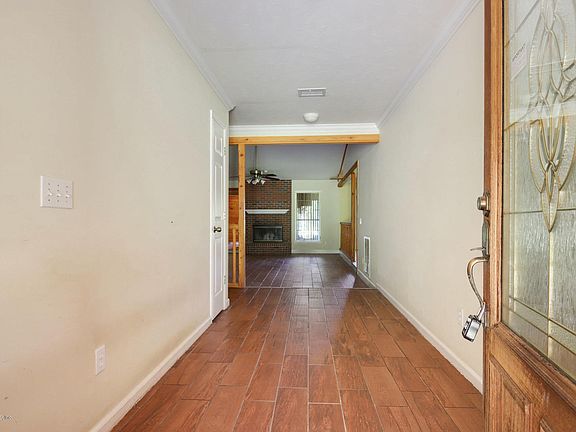 3rd image of 6435 County Road 208