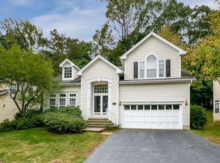 59 Alder Ln, Basking Ridge, NJ 07920