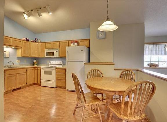 4th image of 2593 230th Ct NW