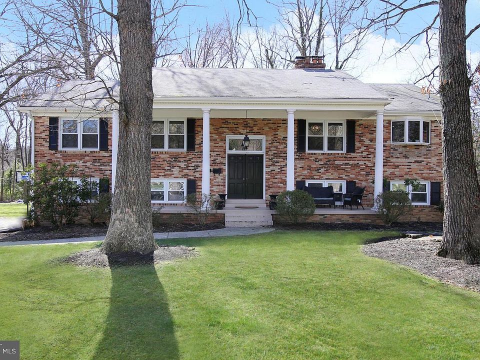 1st image of 8947 Colesbury Pl