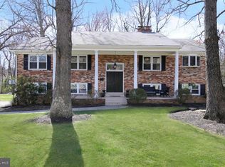 8947 Colesbury Pl, Fairfax, VA 22031