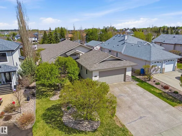 25 Briarwood Point E, Stony Plain, AB T7Z 2Z2