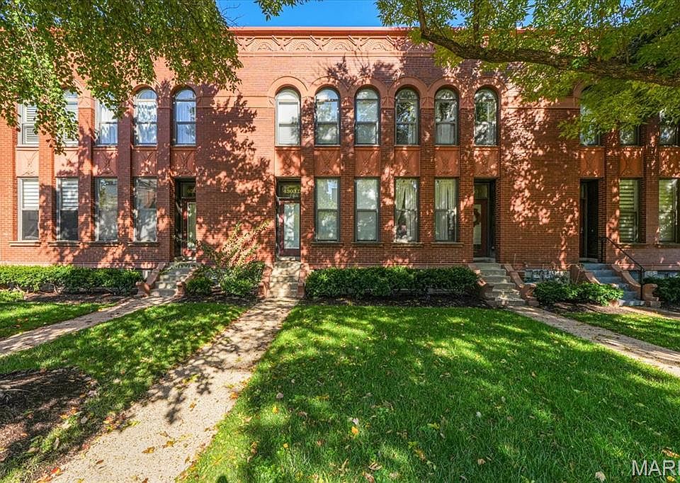1st image of 4303 Laclede Ave APT D