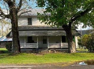 1602 Rock Glen Rd, Bloomsburg, PA 17815