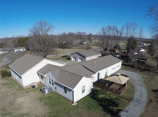 632 Ferguson Rd, Burlington, NC 27217