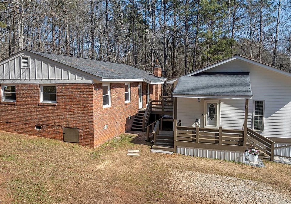 1st image of 102 Beaverdam Creek Rd