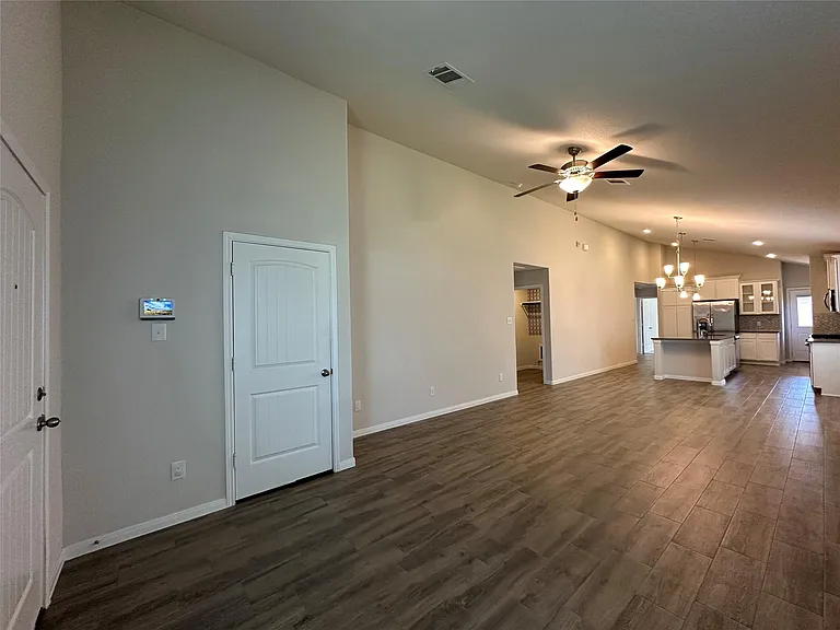 9953 Glenbrook Ln — Photo 4