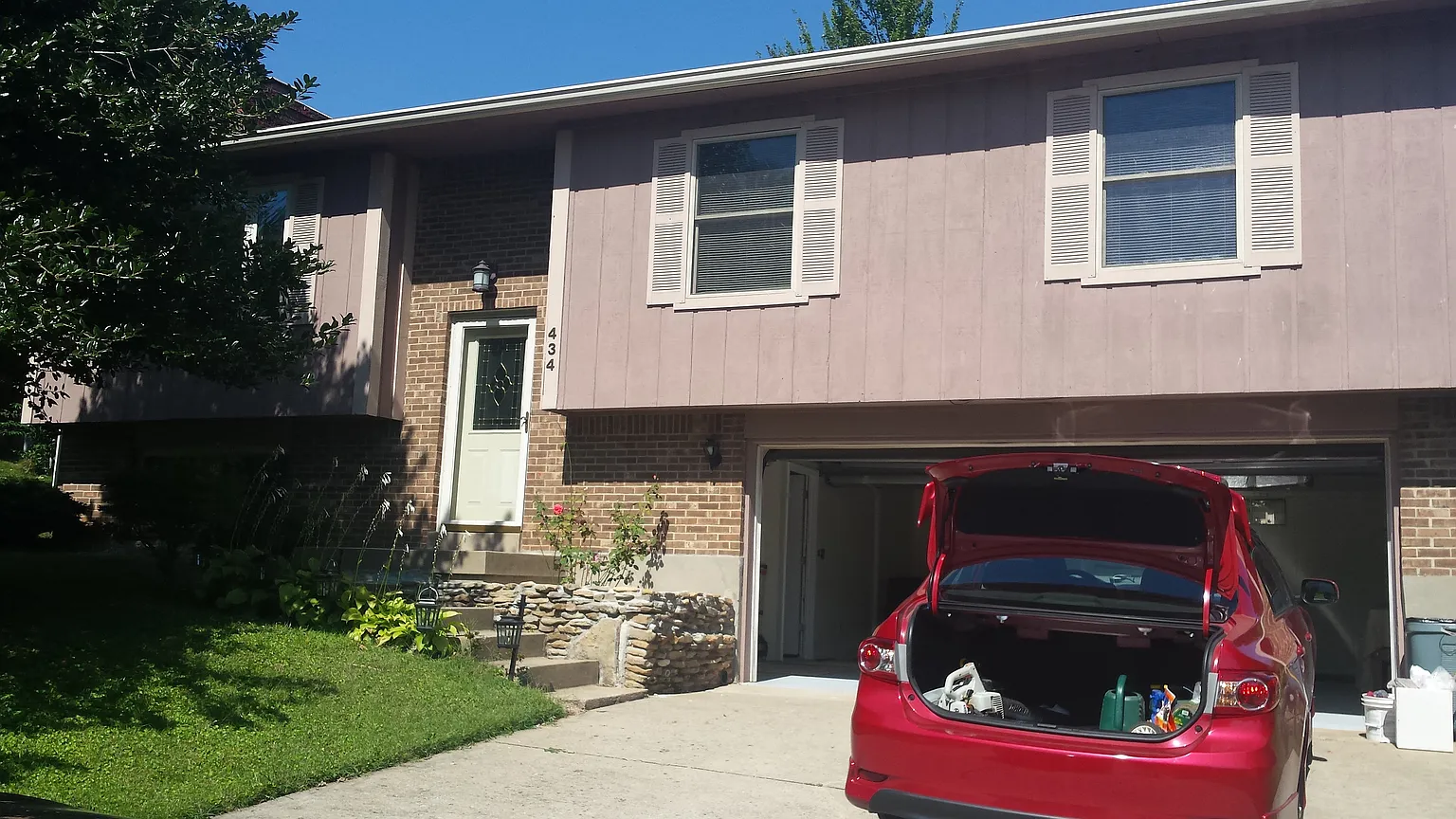 434 Congress Dr photo 1