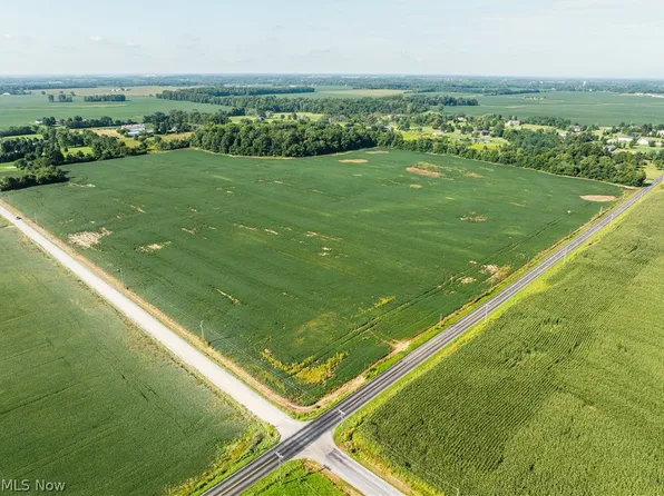 Perry Rd, Centerburg, OH 43011