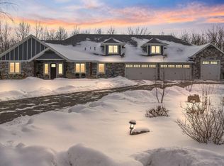 5901 Drake Dr, Maple Plain, MN 55359